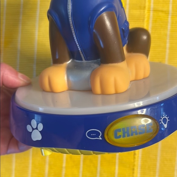 Paw Patrol Chase Talking Night Light - Picture 2 of 13